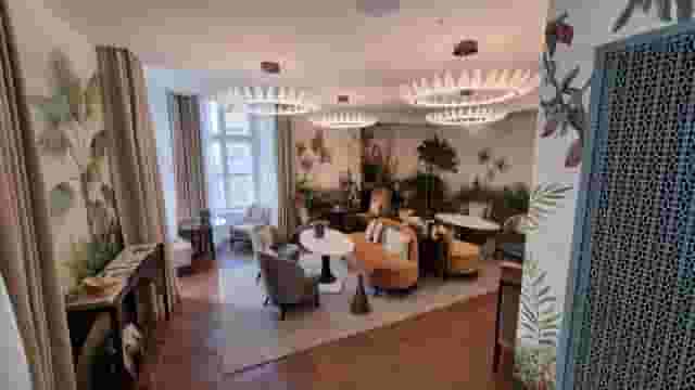 Salon Bristol