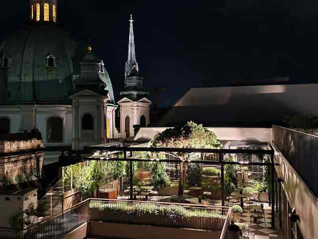 Salon Belvedere rooftop venue with ambient lighting for corporate networking and evening receptions.