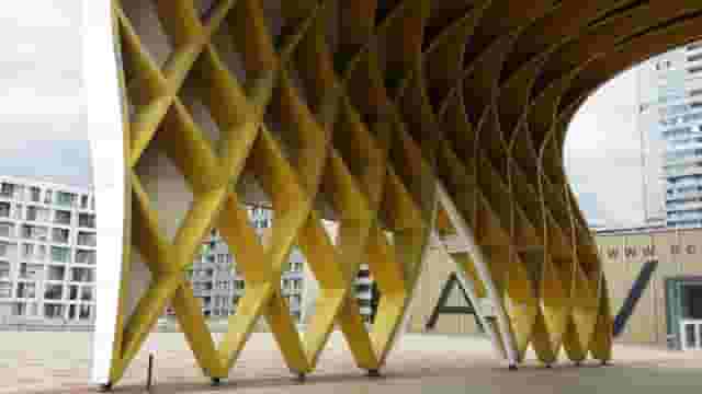 Hall E2
