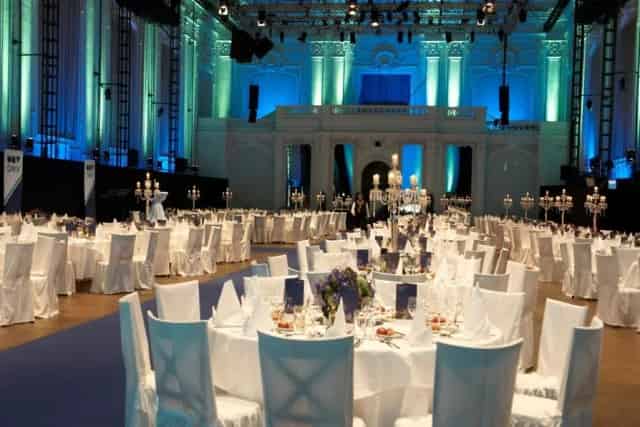 Banquet hall