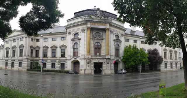 Palais Auersperg