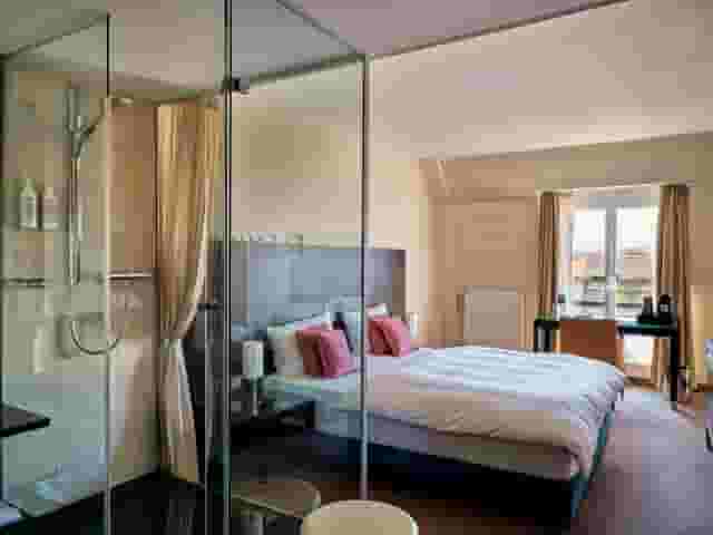 Fleming's Room 9