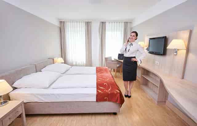 Europahaus Wien Seminar room 3: modern hotel workspace for business conferences and meetings.