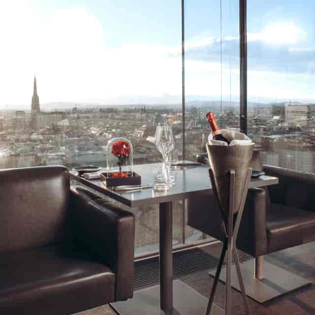 Das LOFT Restaurant, Bar ...