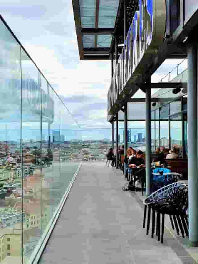 Cafe