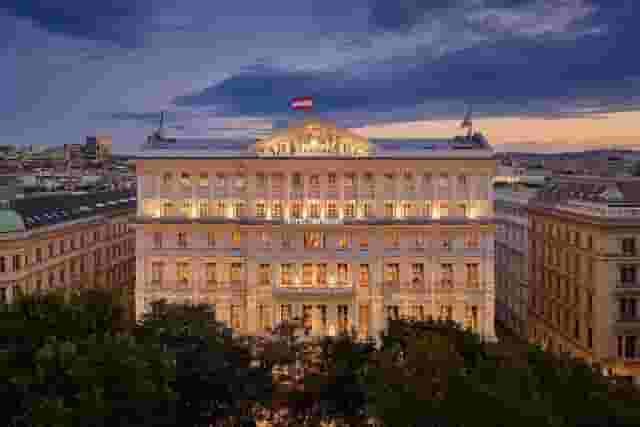 Salon Maria Theresia