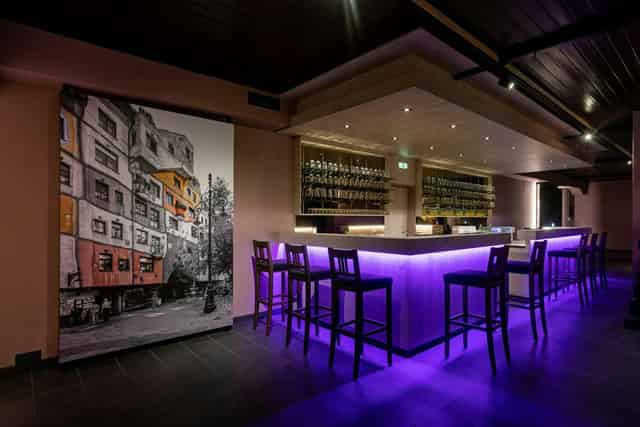 Business lounge