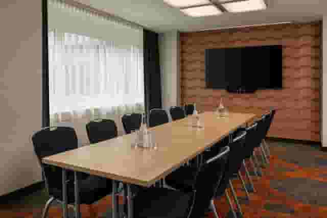 Riverside Suite 1
