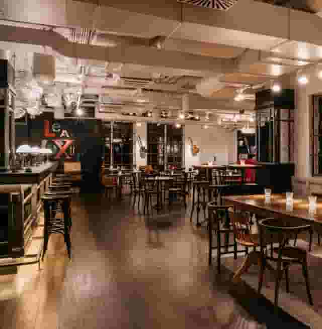 bar