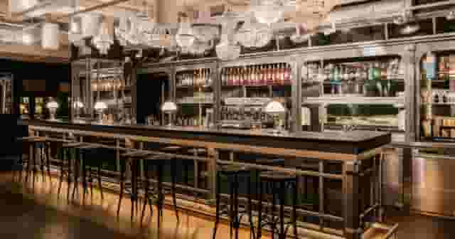 bar