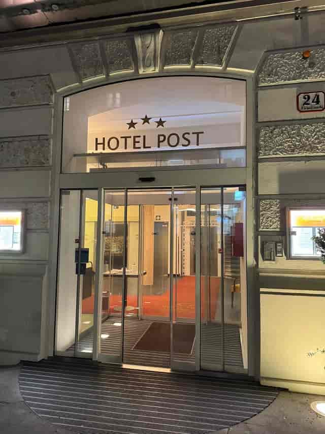 Hotel Post Wien bar, budget-friendly interior for small meetings and local event lodging.