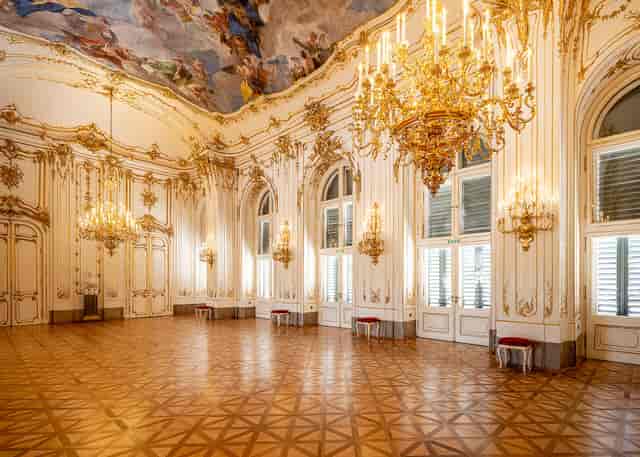 Grand historic ballroom at Schloss Schönbrunn for luxury gala and corporate event venue rental.