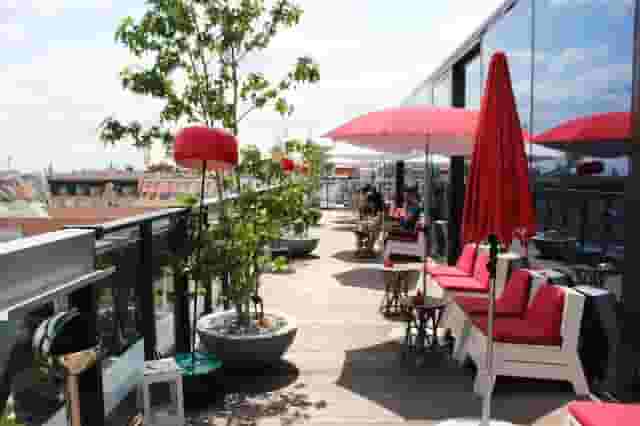rooftop bar
