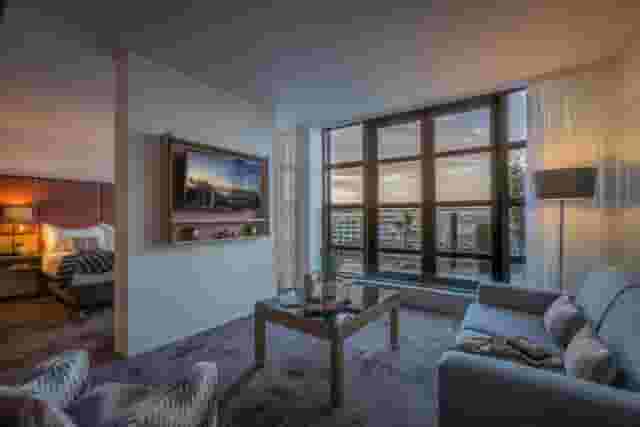 Club Lounge