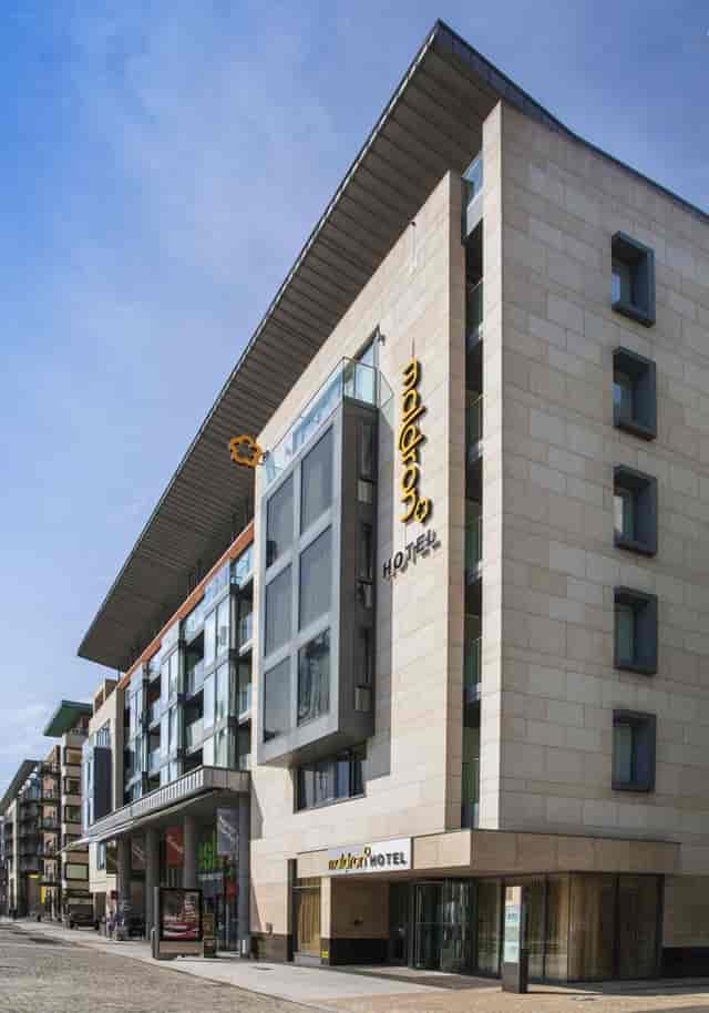 Kings Bench Suite at Maldron Hotel Smithfield: modern corporate meeting space for business events.