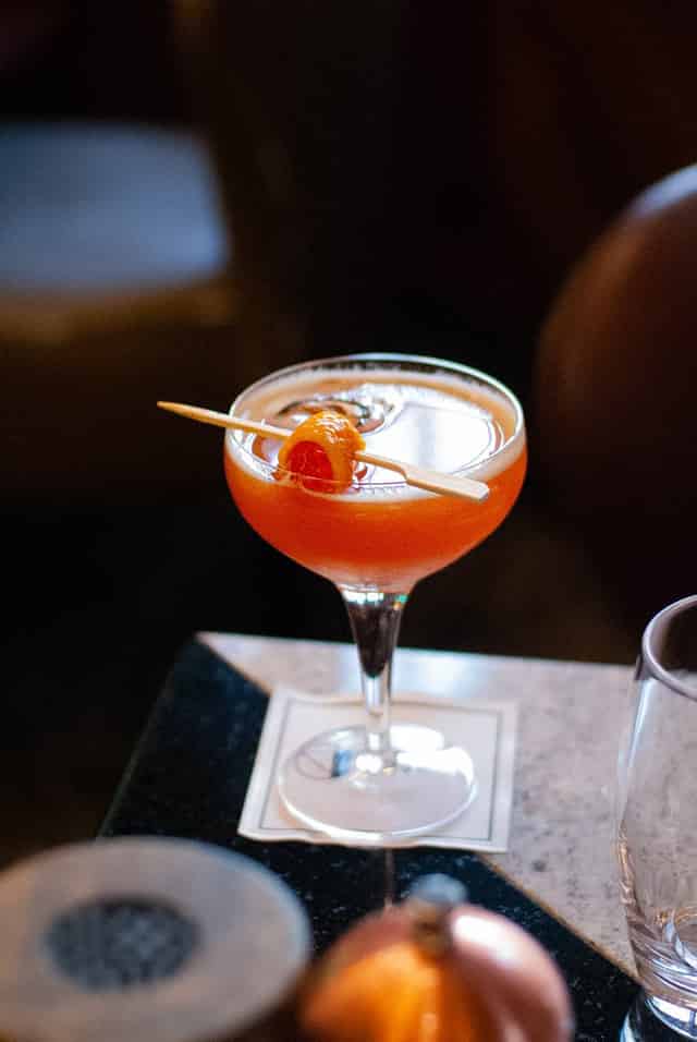 Cocktail bar