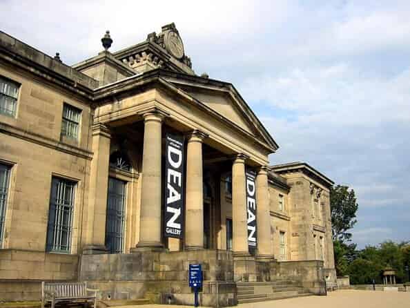 art gallery