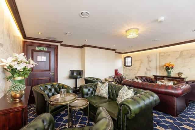 Bridge Lounge