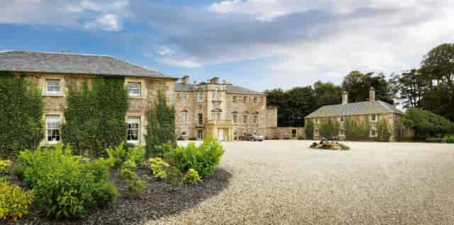 Archerfield House: Luxury corporate retreat venue with spacious motor court for executive events.