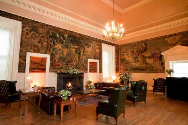 Hopetoun House State Dining Room: luxury boardroom for private VIP networking and executive events.