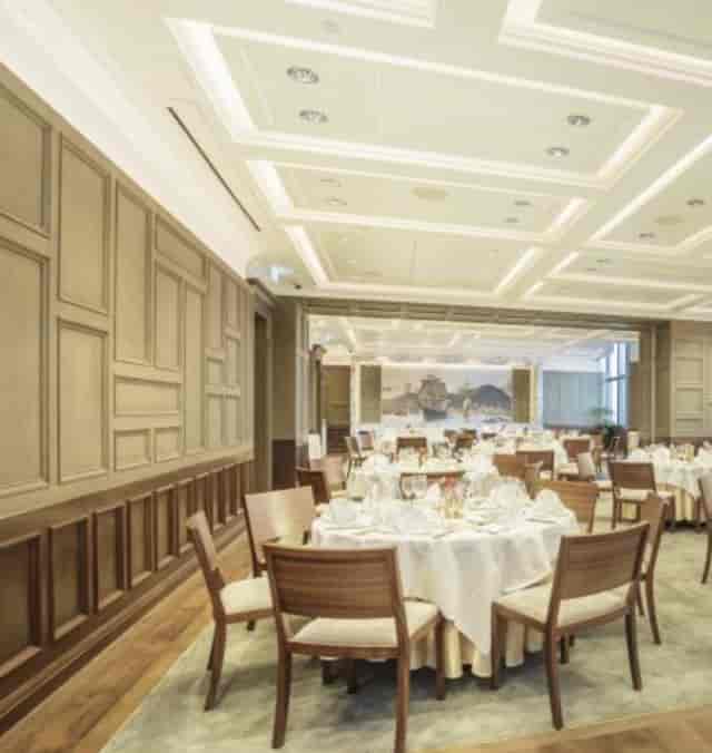 The Clipper 1&2 banquet hall with cove lighting, ideal for corporate galas and social events.