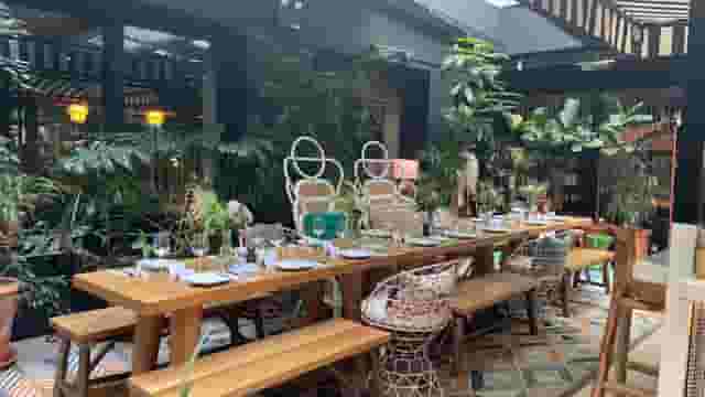 Garden Bar