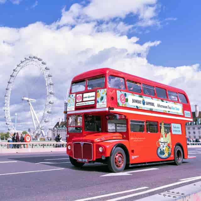 Brigit’s Afternoon Tea Bus: London gin lovers tour for corporate events and experiential marketing.