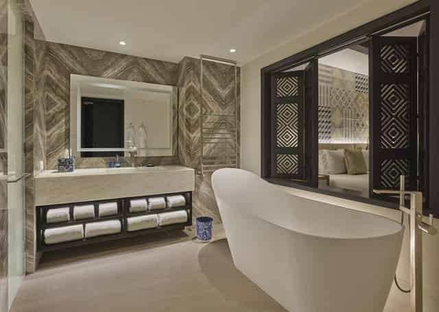 Ombia Kitchen