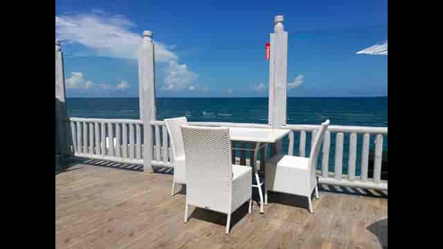 Oceanfront VIP lounge at Karambezi Café for intimate dining and executive meetings.