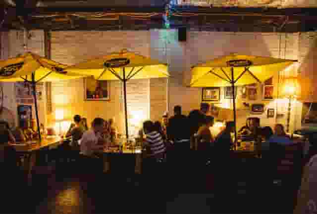 Bar