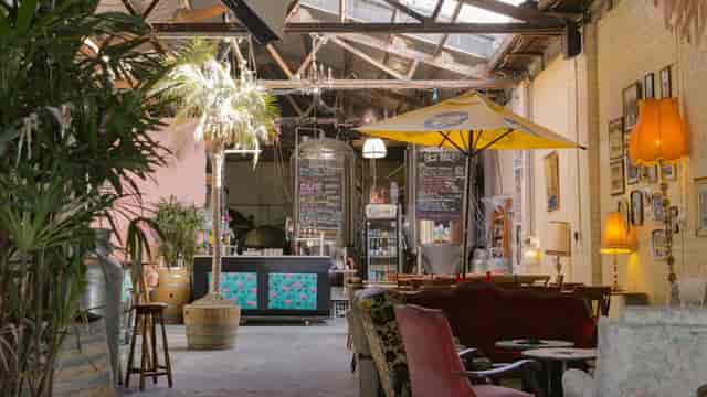 Moon Dog Craft Brewery Pictures: View ...