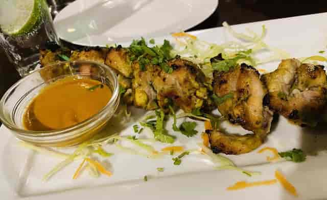 Gourmet hors d'oeuvres for networking reception at The Happening Place restaurant.