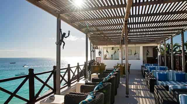 Open-air rooftop venue with ocean views for intimate cocktail receptions and VIP events.