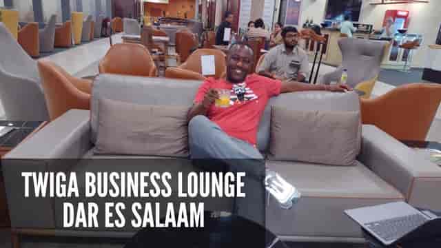 Relaxed business lounge with comfortable seating, ideal for networking events and casual meetings.
