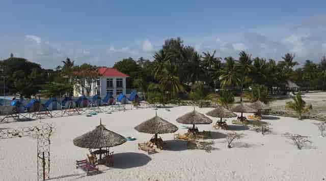 SUN N SAND BEACH RESORT - Prices & Inn ...