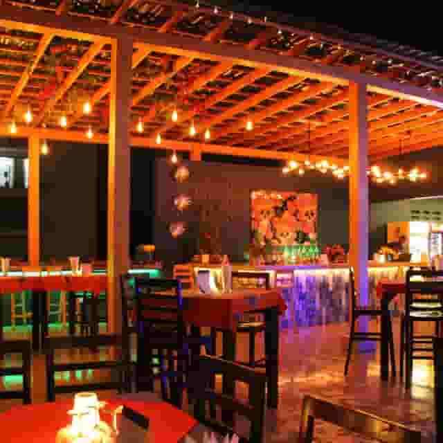 Bar & grill