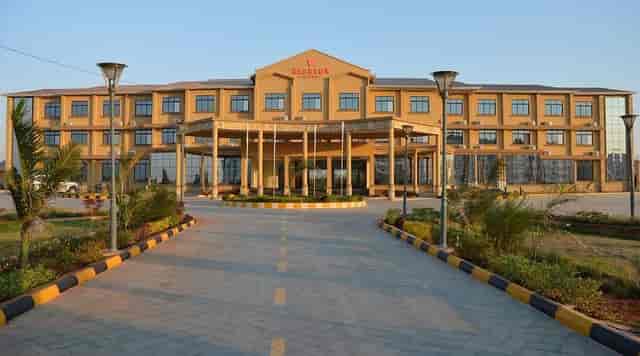 Nashera Hotel Dodoma conference hall: corporate retreat and event venue with grand porte-cochère.