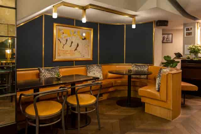 Luxury hotel bar lounge for VIP networking mixers and corporate breakout sessions.