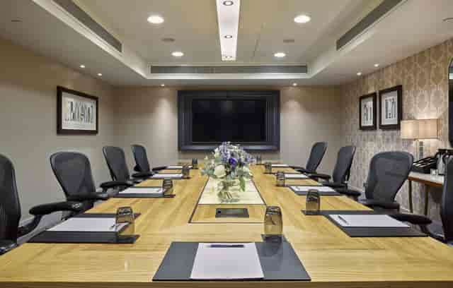 High-end boardroom in St. James’s with ergonomic seating for executive meetings and conferences.
