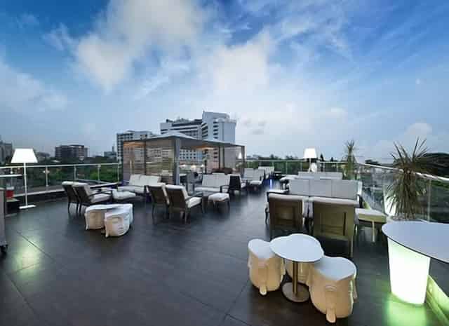 Rooftop Bar & Lounge