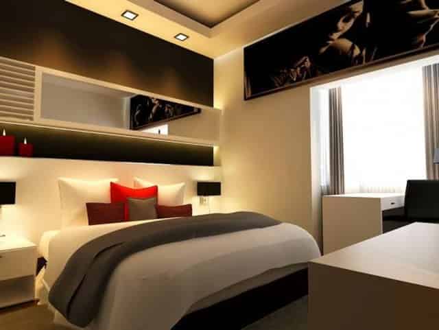 Rooms & Suites