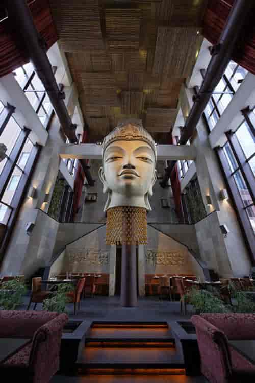 Dramatic lobby bar in Shiro, perfect for corporate events and luxury venue photography.