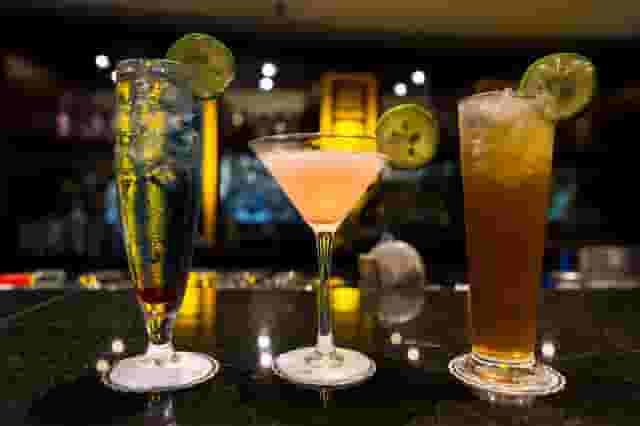 Cocktail bar