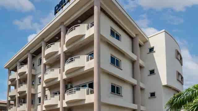 Outdoor pool at Park Inn Lagos Victoria Island, ideal for executive retreats and corporate offsites.