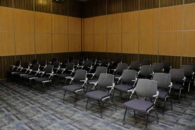 Meeting Room 3 (Ocean View)