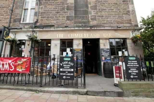 Cumberland Hotel bar with outdoor seating for corporate team building and networking events.