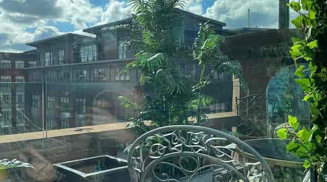 Sacred Garden rooftop: versatile urban venue with greenery for networking and corporate events.