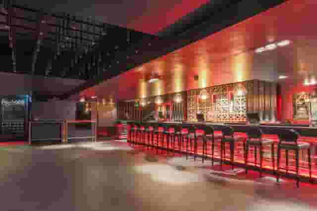 Le Monde Hotel, Bar & Restaurant