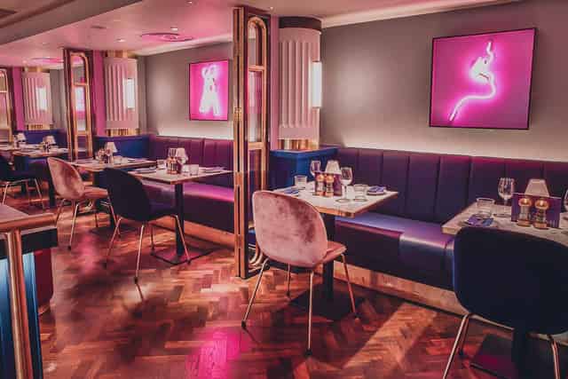 Cocktail Bar