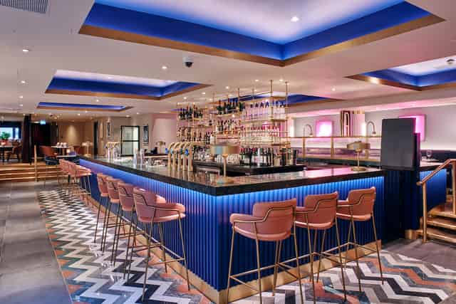 Cocktail Bar